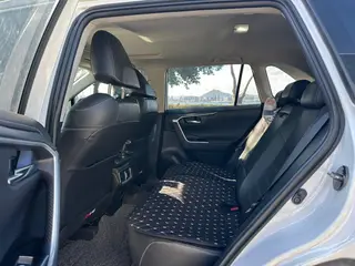 Toyota RAV4 2021 2.0L CVT Two-drive fashion Plus version interior photo 6 Toyota RAV4 2021 2.0L CVT Two-drive fashion Plus version interior photo 6