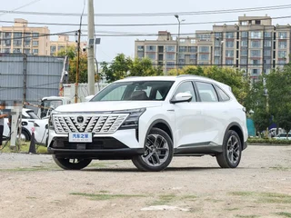 Changan CS75PLUS 2025 Четвертое поколение 1.5T Новый синий кит Интеллектуальное совершенство экстерьер фото 1 Changan CS75PLUS 2025 Четвертое поколение 1.5T Новый синий кит Интеллектуальное совершенство экстерьер фото 1