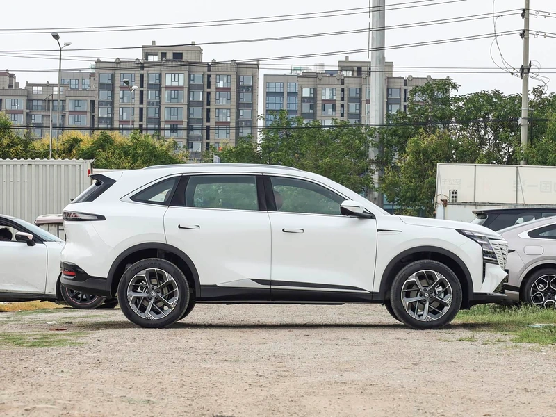 Changan CS75PLUS 2025 Четвертое поколение 1.5T Новый синий кит Интеллектуальное совершенство экстерьер фото 8 Changan CS75PLUS 2025 Четвертое поколение 1.5T Новый синий кит Интеллектуальное совершенство экстерьер фото 8