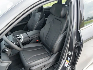 Changan CS75PLUS 2025 Четвертое поколение 1.5T Новый синий кит Интеллектуальное совершенство интерьер фото 15 Changan CS75PLUS 2025 Четвертое поколение 1.5T Новый синий кит Интеллектуальное совершенство интерьер фото 15