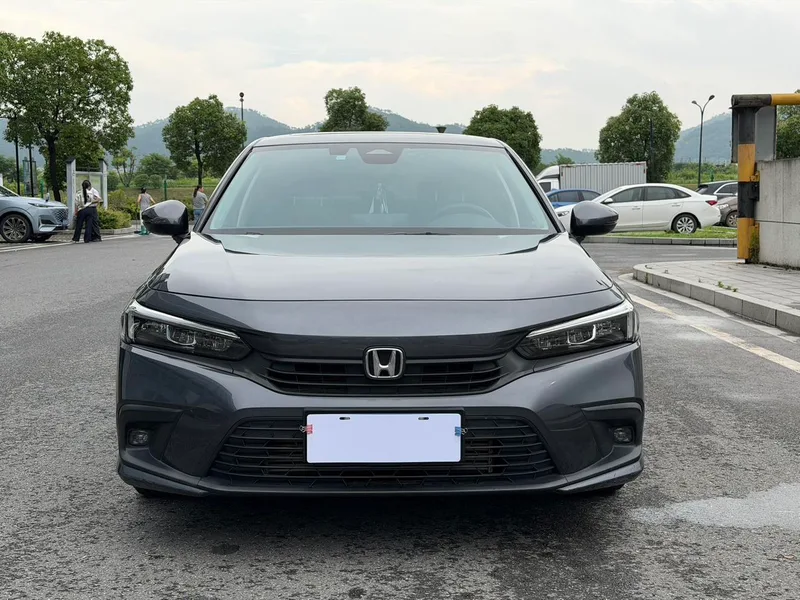 Honda Civic 2022 240TURBO CVT Version dynamique extérieur photo 2
