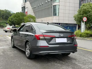 Honda Civic 2022 240TURBO CVT Version dynamique extérieur photo 7