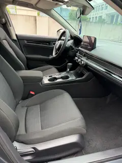 Honda Civic 2022 240TURBO CVT Version dynamique intérieur photo 11