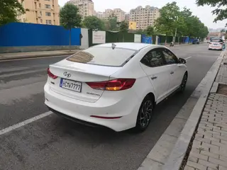 Hyundai Elantra Lingdong 2020 1.5L CVT Smart Display Elite-type exterior photo 4 Hyundai Elantra Lingdong 2020 1.5L CVT Smart Display Elite-type exterior photo 4