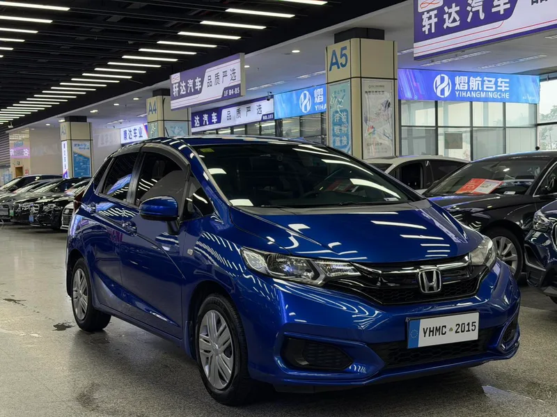 Honda Fit 2018 1.5L CVT Comfort Edition exterior photo 3