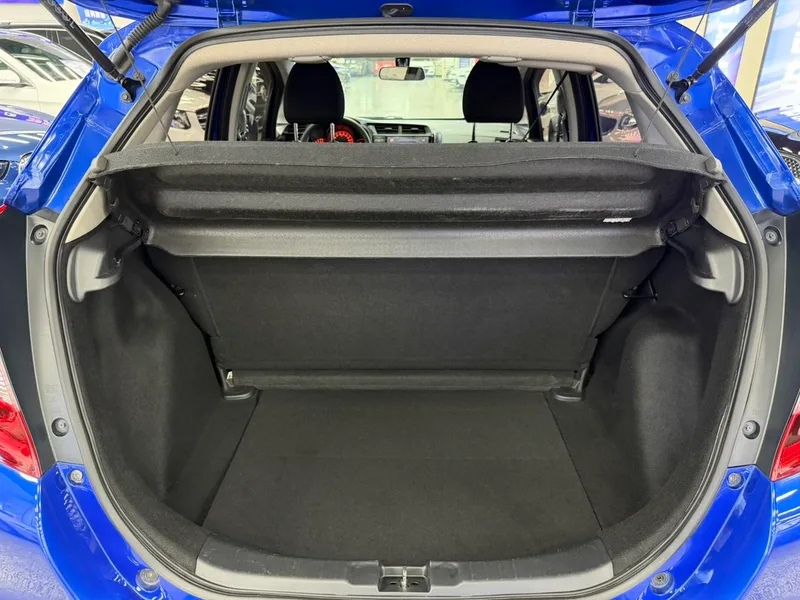 Honda Fit 2018 1.5L CVT Comfort Edition interior photo 19