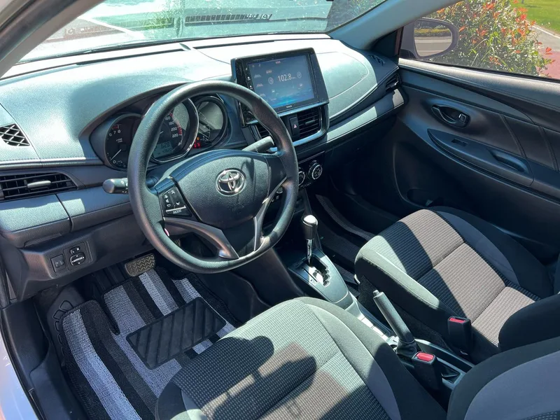 Toyota Vios 2021 1.5L CVT Versión creativa interior foto 11