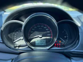 Toyota Vios 2021 1.5L CVT Versión creativa interior foto 20