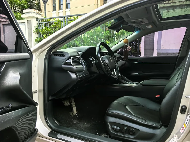 Toyota Camry 2018 2.0G Version de luxe extérieur photo 5 Toyota Camry 2018 2.0G Version de luxe extérieur photo 5