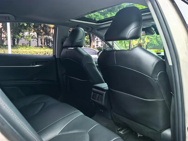 Toyota Camry 2018 2.0G Version de luxe intérieur photo 9 Toyota Camry 2018 2.0G Version de luxe intérieur photo 9