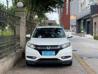 Honda Vezel 2015 1.5L Manual two-wheel drive comfort type exterior photo 2