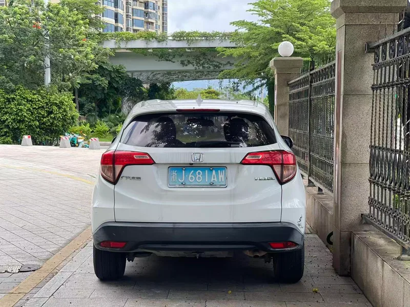 Honda Vezel 2015 1.5L Manual two-wheel drive comfort type exterior photo 5
