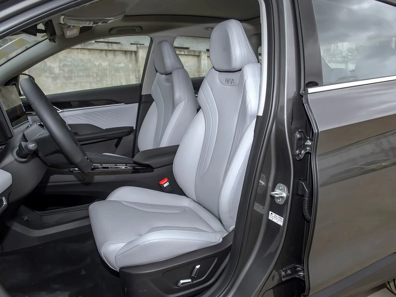 Geely Coolray 2025 Coolray L 1.5TD DCT Étoile intérieur photo 15