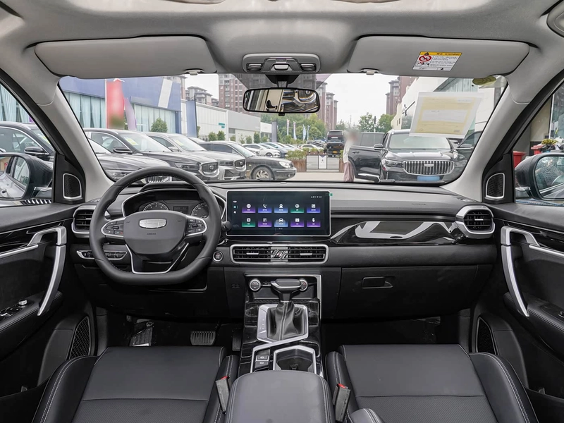 Geely Coolray 2025 1.5L CVT Superpower MAX interior photo 9 Geely Coolray 2025 1.5L CVT Superpower MAX interior photo 9
