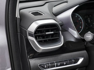 Geely Coolray 2025 1.5L CVT Superpower MAX interior photo 10 Geely Coolray 2025 1.5L CVT Superpower MAX interior photo 10