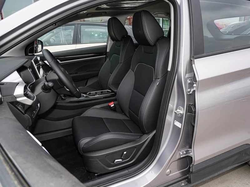 Geely Coolray 2025 1.5L CVT Superpower MAX interior photo 13 Geely Coolray 2025 1.5L CVT Superpower MAX interior photo 13