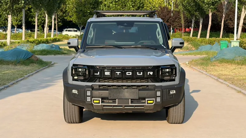 Jetour T2 2023 2.0TD Four-wheel drive Time travel PRO exterior photo 2 Jetour T2 2023 2.0TD Four-wheel drive Time travel PRO exterior photo 2