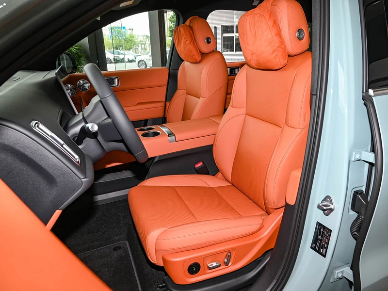 Li Auto L6 2025 Max Новая версия Smart Han интерьер фото 18 Li Auto L6 2025 Max Новая версия Smart Han интерьер фото 18