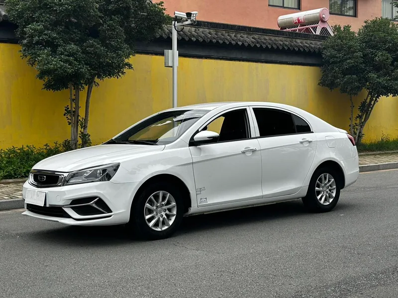 Geely Emgrand 2020 1.5L CVT Comfortable exterior photo 1 Geely Emgrand 2020 1.5L CVT Comfortable exterior photo 1