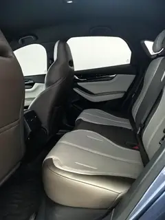 BYD Qin PLUS 2024 Glory Edition DM-i 55KM Leading Type interior photo 8 BYD Qin PLUS 2024 Glory Edition DM-i 55KM Leading Type interior photo 8