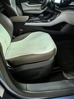 BYD Qin PLUS 2024 Glory Edition DM-i 55KM Leading Type interior photo 9 BYD Qin PLUS 2024 Glory Edition DM-i 55KM Leading Type interior photo 9