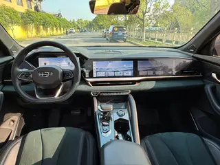 Geely Monjaro 2021 2.0TD DCT EVO Two-wheel drive noble type exterior photo 5 Geely Monjaro 2021 2.0TD DCT EVO Two-wheel drive noble type exterior photo 5
