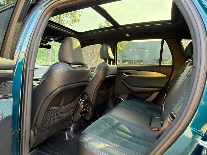 Geely Monjaro 2021 2.0TD DCT EVO Two-wheel drive noble type interior photo 6 Geely Monjaro 2021 2.0TD DCT EVO Two-wheel drive noble type interior photo 6