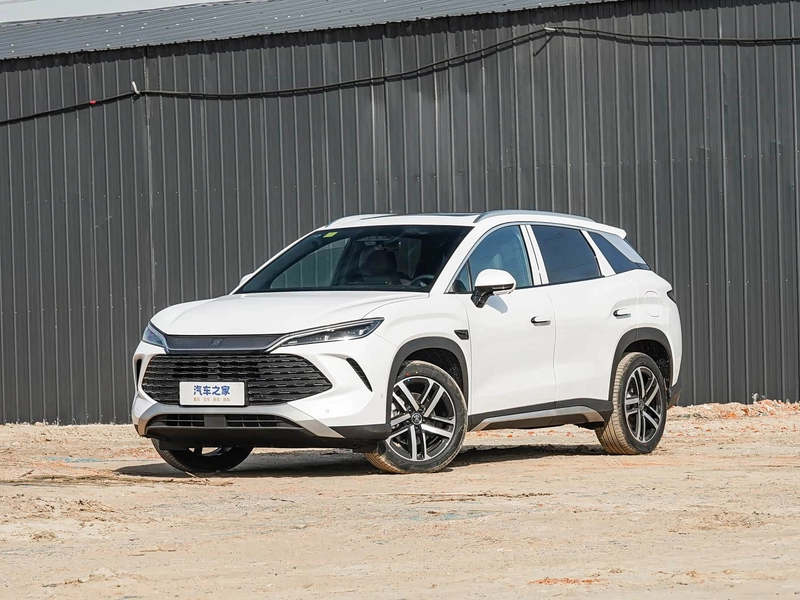 BYD Song L DM-i 2025 Smart Driving Version 112km Leading Type exterior photo 10 BYD Song L DM-i 2025 Smart Driving Version 112km Leading Type exterior photo 10