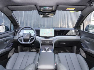 BYD Song L DM-i 2025 Smart Driving Version 112km Leading Type interior photo 12 BYD Song L DM-i 2025 Smart Driving Version 112km Leading Type interior photo 12