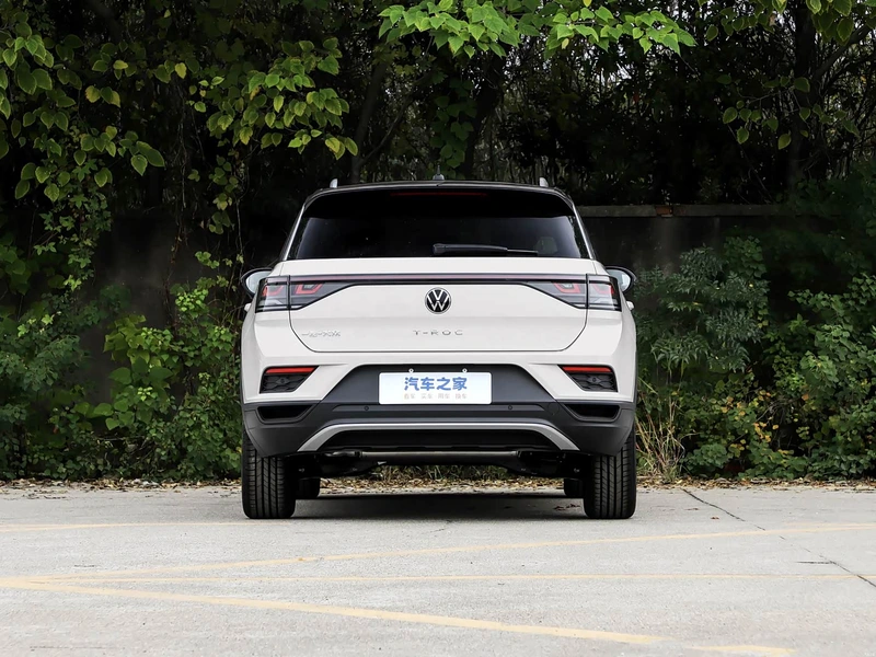 Volkswagen T-Roc 2026 280TSI DSG Versión de tiempo de tracción en dos ruedas exterior foto 6 Volkswagen T-Roc 2026 280TSI DSG Versión de tiempo de tracción en dos ruedas exterior foto 6