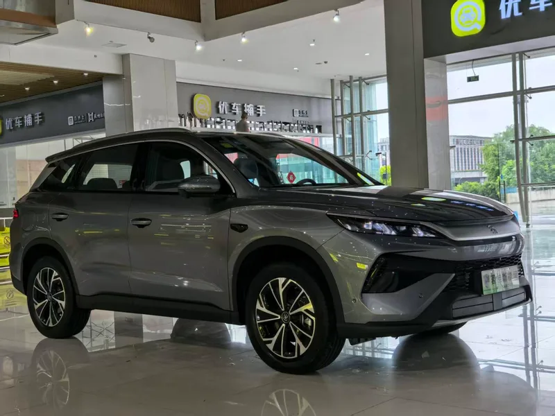 BYD Song Pro 2026 DM-i 133KM Transcendent exterior photo 3