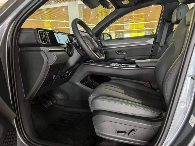 BYD Song Pro 2026 DM-i 133KM Transcendent exterior photo 4