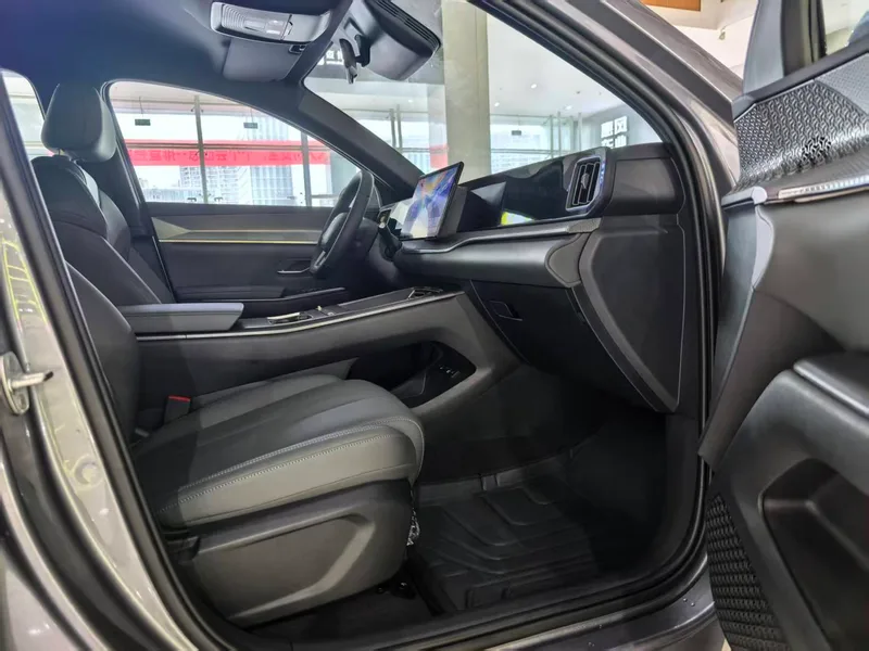 BYD Song Pro 2026 DM-i 133KM Transcendent exterior photo 7