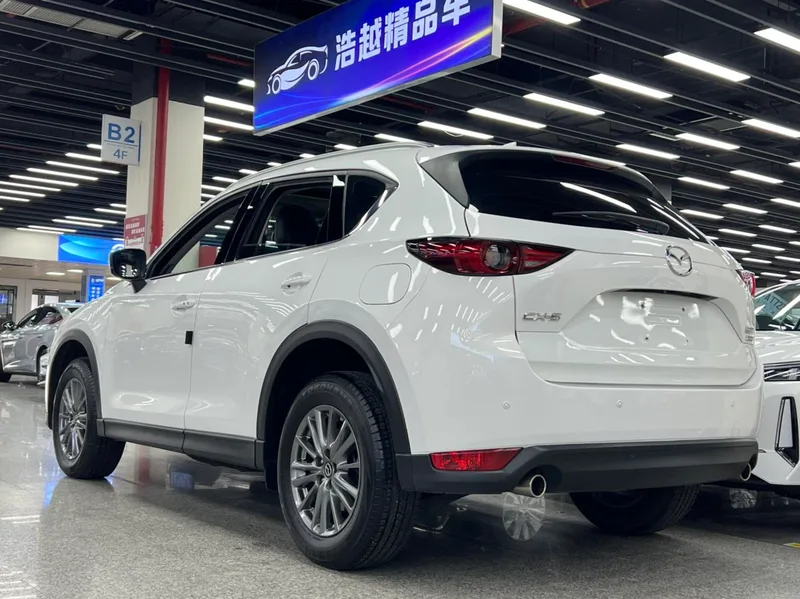 Mazda CX-5 2020 Restyling 2.0L Automatic two-wheel drive smart model interior photo 12 Mazda CX-5 2020 Restyling 2.0L Automatic two-wheel drive smart model interior photo 12