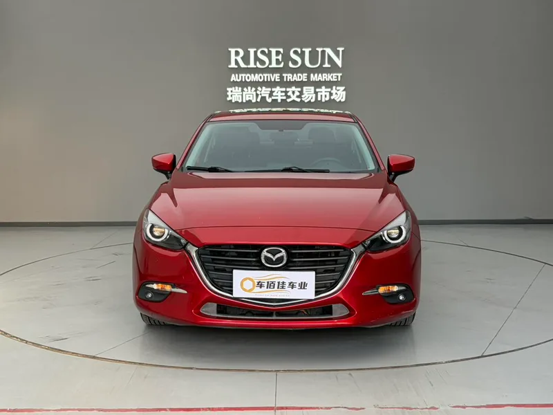 Mazda Mazda3 Axela 2019 Version de contrôle cloud Trois volumes 1.5L Modèle de luxe automatique État VI extérieur photo 2