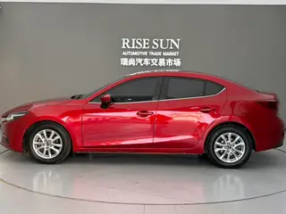 Mazda Mazda3 Axela 2019 Version de contrôle cloud Trois volumes 1.5L Modèle de luxe automatique État VI extérieur photo 3