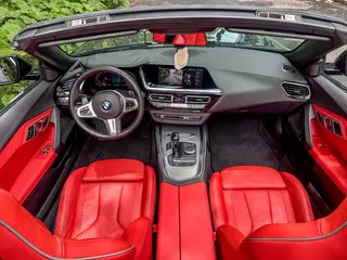 BMW Z4 2022 sDrive 25i M Traje nocturno deportivo Yao interior foto 10 BMW Z4 2022 sDrive 25i M Traje nocturno deportivo Yao interior foto 10