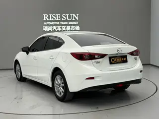 Mazda Mazda3 Axela 2019 Version de contrôle dans le cloud Trois volumes 1.5L Modèle de luxe automatique État VI extérieur photo 4