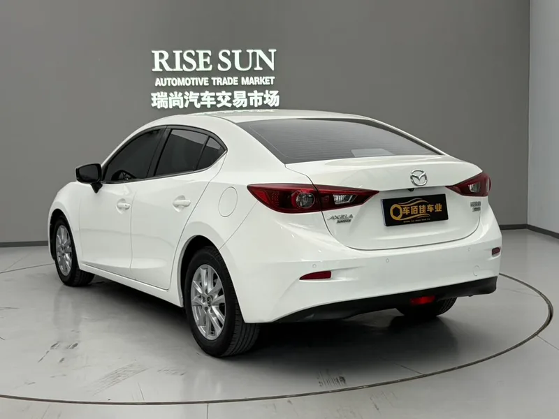 Mazda Mazda3 Axela 2019 Version de contrôle dans le cloud Trois volumes 1.5L Modèle de luxe automatique État VI extérieur photo 4