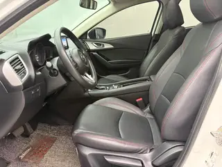 Mazda Mazda3 Axela 2019 Version de contrôle dans le cloud Trois volumes 1.5L Modèle de luxe automatique État VI extérieur photo 6
