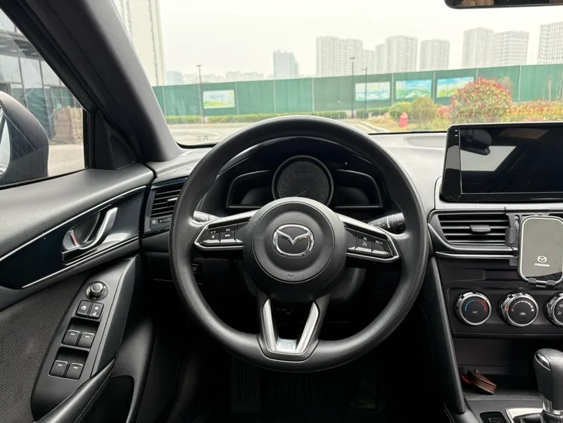 Mazda CX-4 2021 2.0L Two-wheel-drive Blue Sky Vital Edition interior photo 10