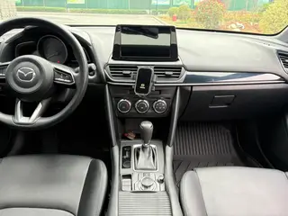 Mazda CX-4 2021 2.0L Two-wheel-drive Blue Sky Vital Edition interior photo 11