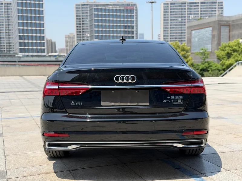 Audi A6L 2024 45 TFSI Elegante y elegante exterior foto 6