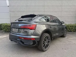 Audi Q5L Sportback 2024 45 TFSI Люксовый экстерьер фото 7 Audi Q5L Sportback 2024 45 TFSI Люксовый экстерьер фото 7