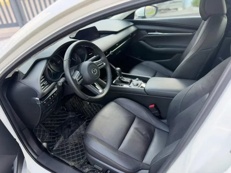 Mazda Mazda3 Axela 2023 2.0L Automatic Quality Edition exterior photo 4