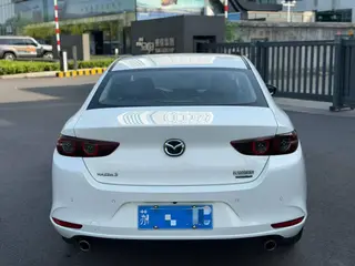 Mazda Mazda3 Axela 2023 2.0L Automatic Quality Edition interior photo 8