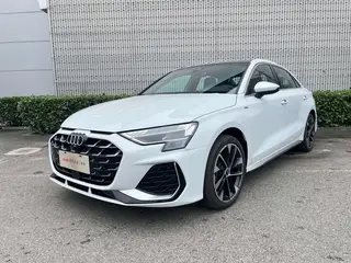 Audi A3 2025 A3L Limousine 35 TFSI Tipo exclusivo Flying Spur