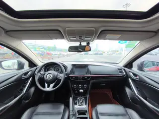 Mazda Atenza 2014 2.5L Голубое небо уважает издание интерьер фото 13