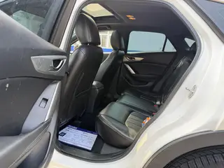 Mazda CX-4 2016 2.0L Versión activa del cielo azul con tracción automática en dos ruedas interior foto 8