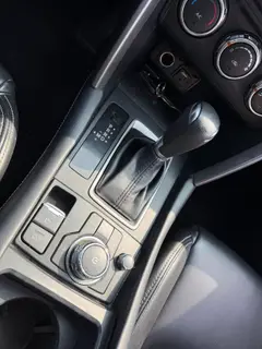 Mazda CX-4 2016 2.0L Versión activa del cielo azul con tracción automática en dos ruedas interior foto 12